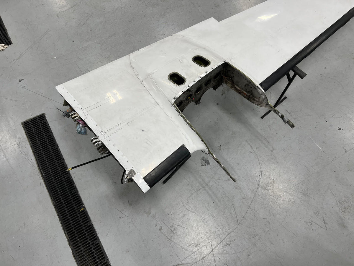 Piper Aircraft Parts 200028-509 Piper Smith Aerostar 601P Wing Structure Assy LH