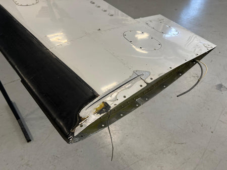 Piper Aircraft Parts 200028-510 Piper Smith Aerostar 601P Wing Structure Assy RH