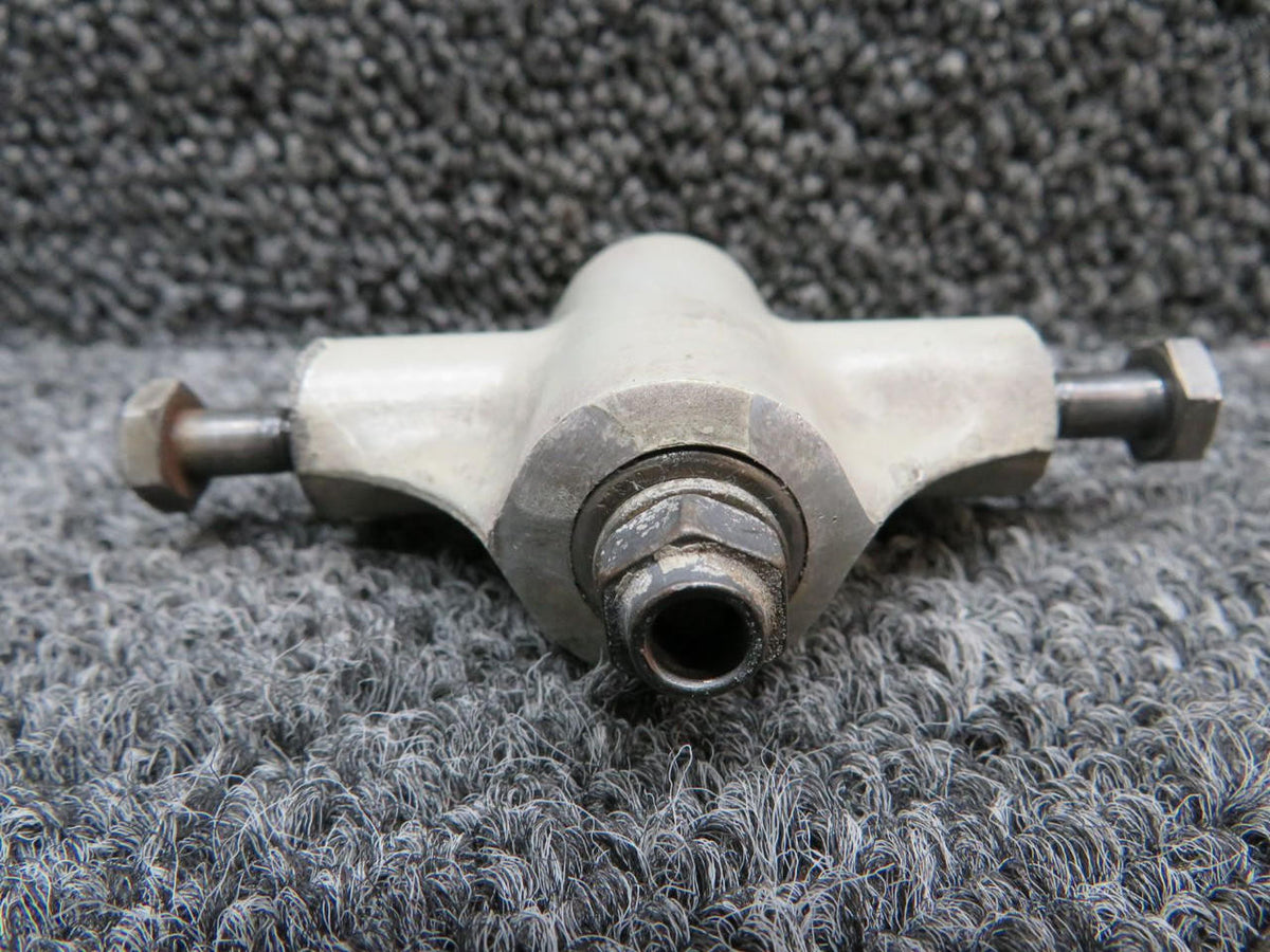 Cessna Aircraft Parts 5042012-4 Cessna 421B Nose Gear Steering Block Gimbal