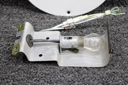 Cessna Aircraft Parts 0762035-1, 0762036-1 Cessna 182P Courtesy Light Assembly (Volts: 12)