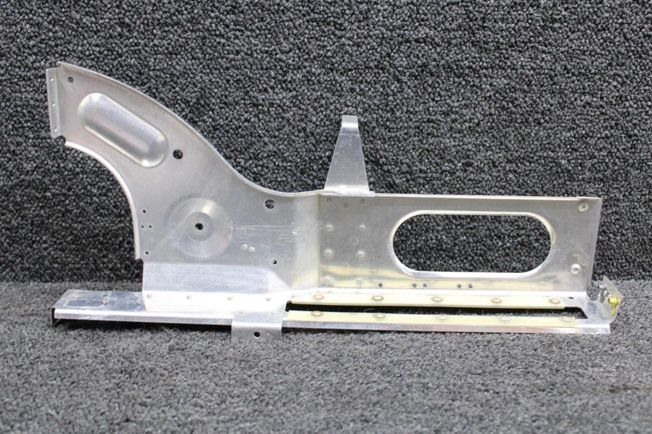 Cessna Aircraft Parts 0760693-1 Cessna 182P Control Tube Bellcrank Support LH