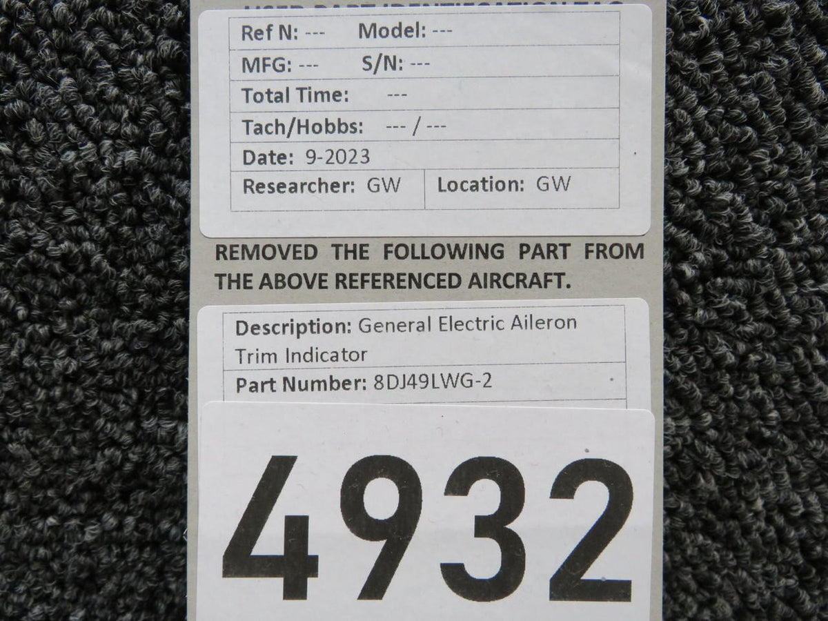 General Electric 8DJ49LWG-2 General Electric Aileron Trim Indicator