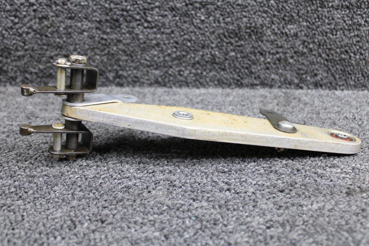 Cessna Aircraft Parts 0760675-5 Cessna 182P Elevator Bellcrank Assembly with Links Aft