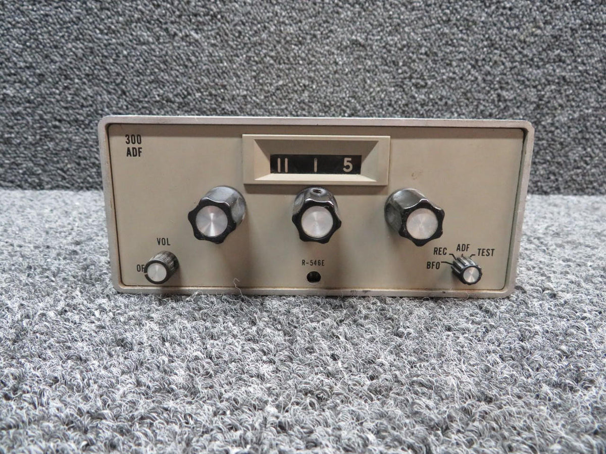 ARC 41240-0001 ARC R-546E Receiver with Modifications (Tan, Cracked Knob) (Core)