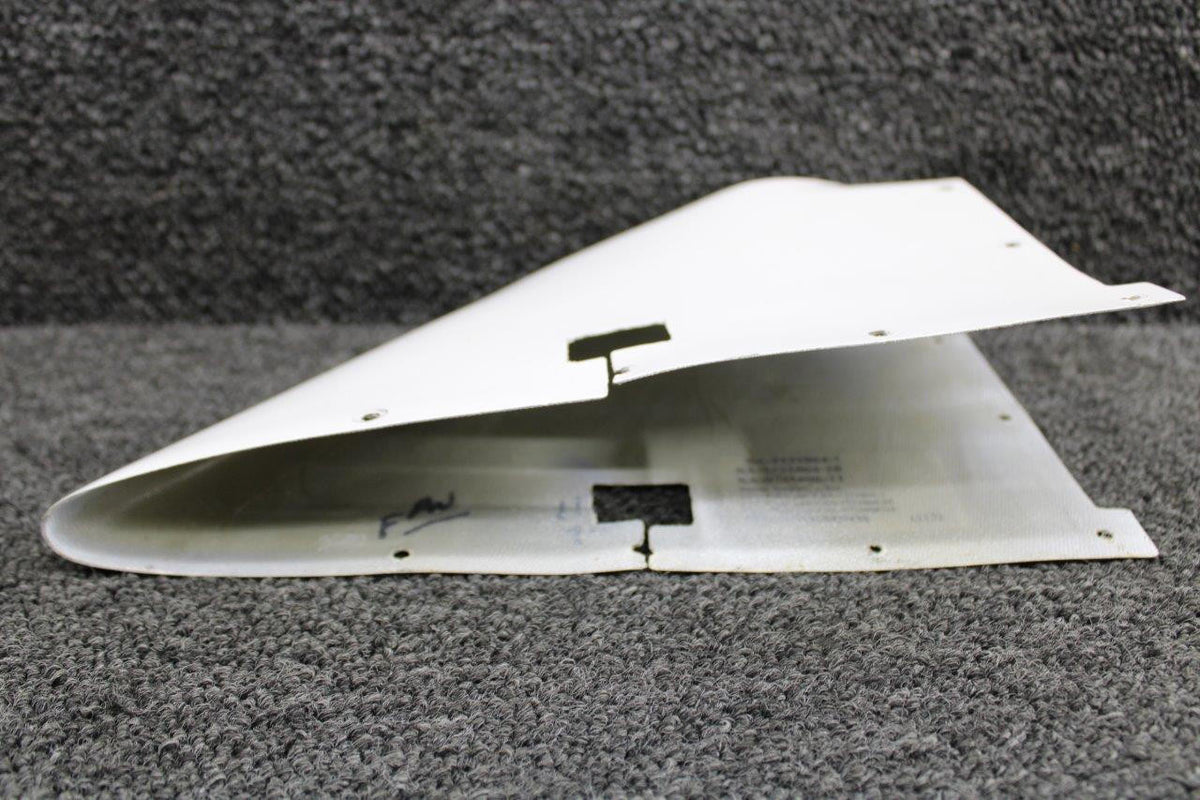 Stene Aviation SA-1231064-1 (Alt: 1231064-1) Stene Flashing Beacon Vertical Fin Tip