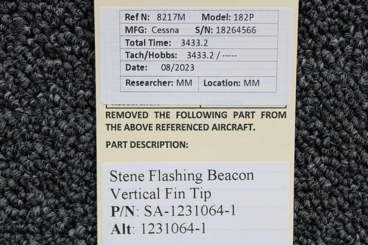 Stene Aviation SA-1231064-1 (Alt: 1231064-1) Stene Flashing Beacon Vertical Fin Tip
