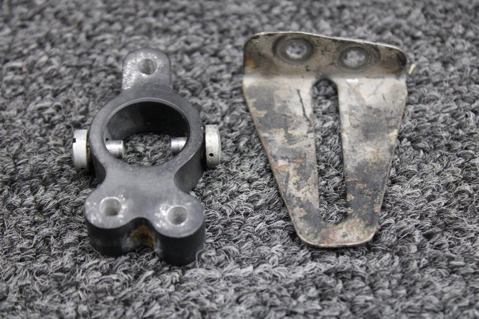 23245-000, 21380-000 Piper PA24-250 Rudder Trim Screw Block and Bracket