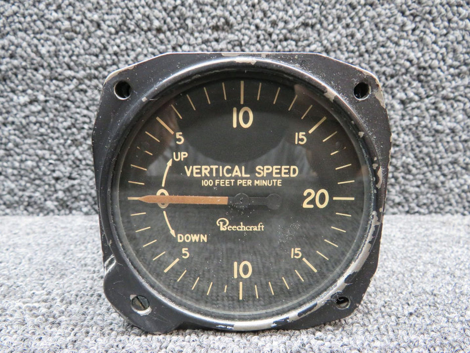 SP 1402-BEC1 Pioneer Vertical Speed Indicator (Discolored Dial)