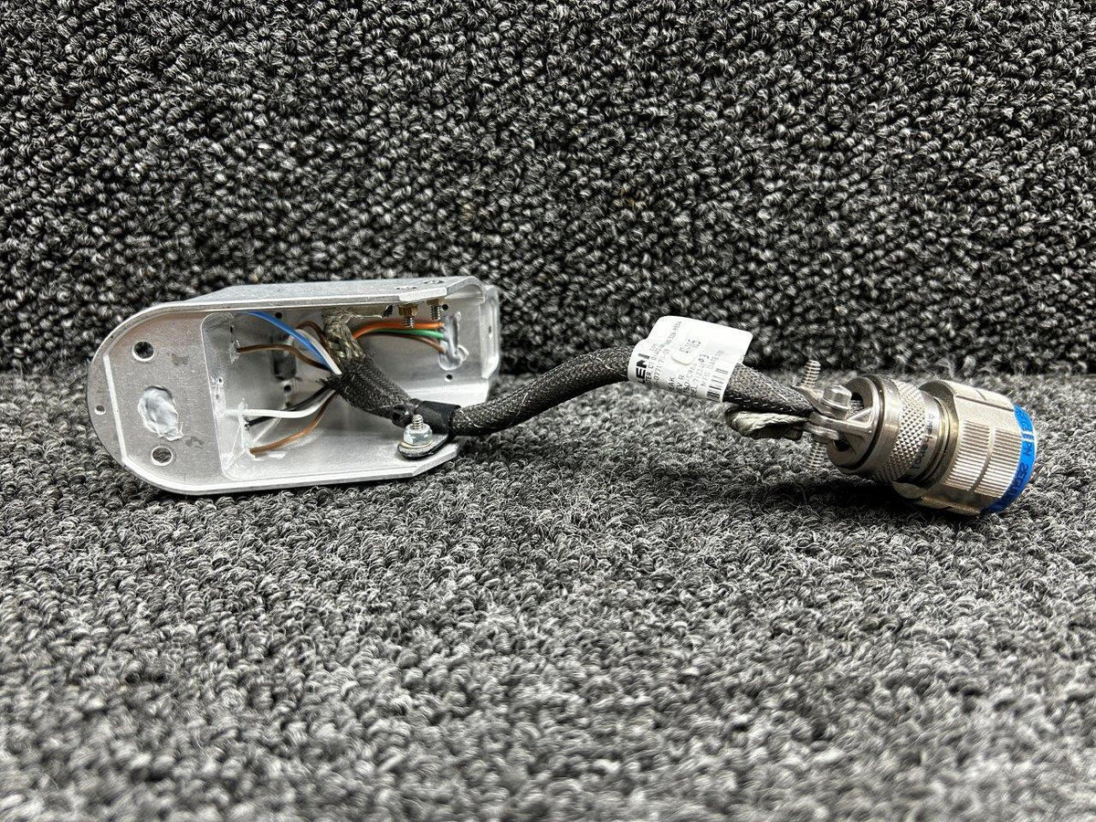 Whelen 01-0771170-09 Whelen 7117009 LED Wing Navigation Light (Minus Lens, Volts: 28)