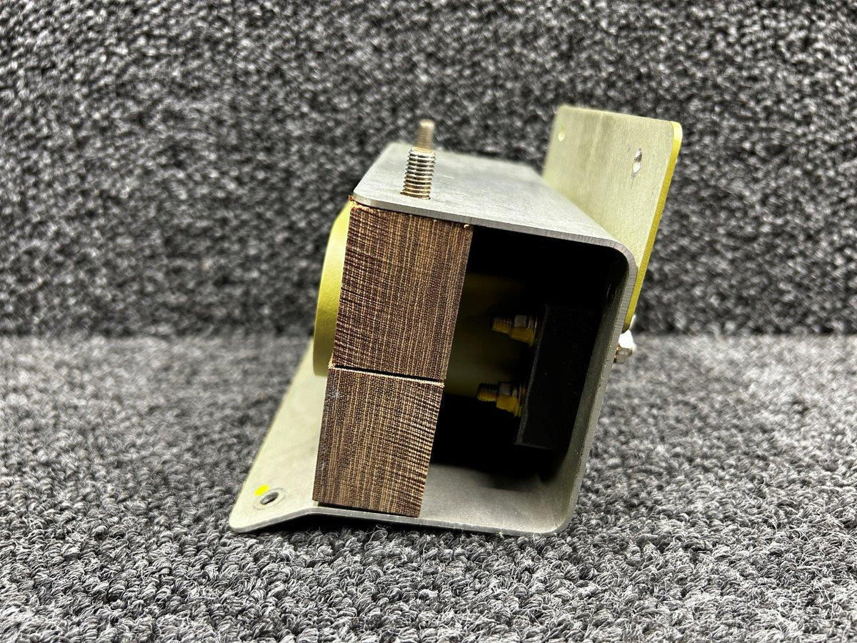 Piper Aircraft Parts 484-125, 102201-007 Piper PA46-600TP External Power Receptacle with Bracket