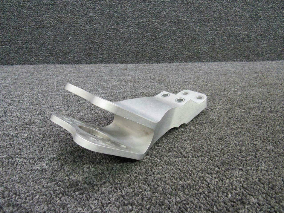 29154-001 Cirrus SR20 Axle Fitting BAS Part Sales | Airplane Parts