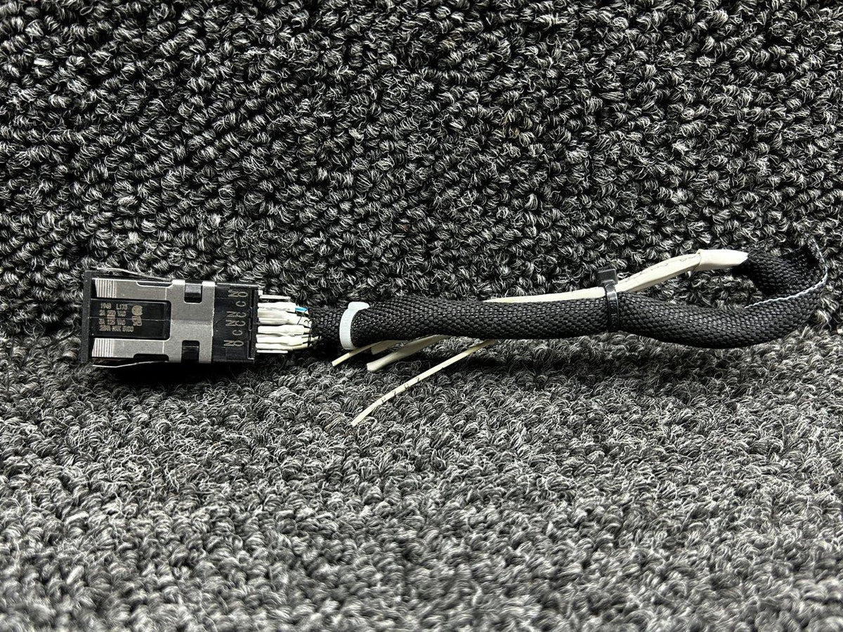 AML 20 Series AML Push Switch with Red Indicator Light