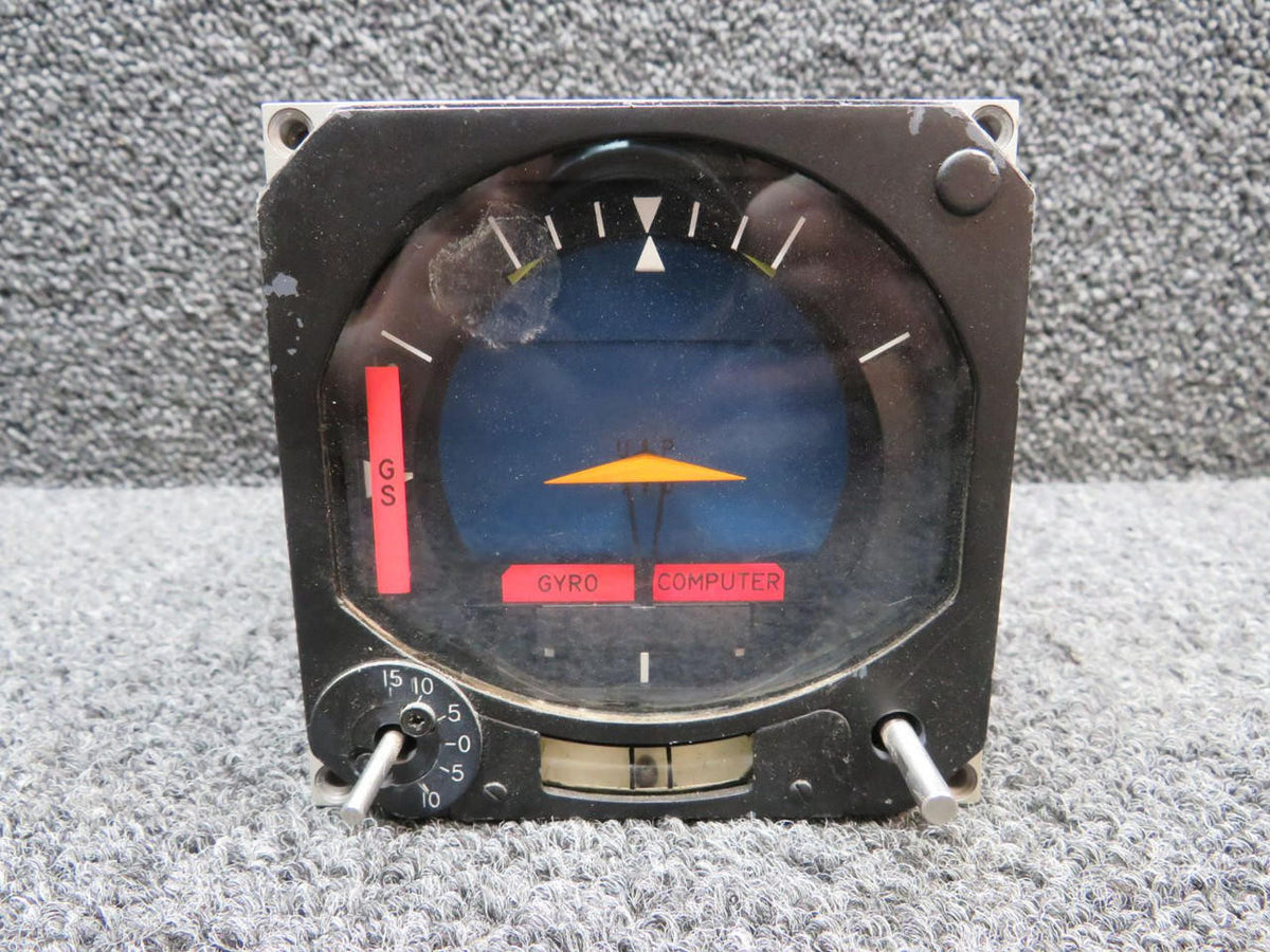 Collins 552-3206-004 Collins 329B-7A Flight Director Indicator (26V) (Missing Knobs)