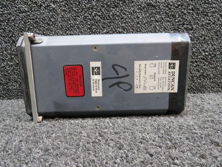 Collins 552-3206-004 Collins 329B-7A Flight Director Indicator (26V) (Missing Knobs)