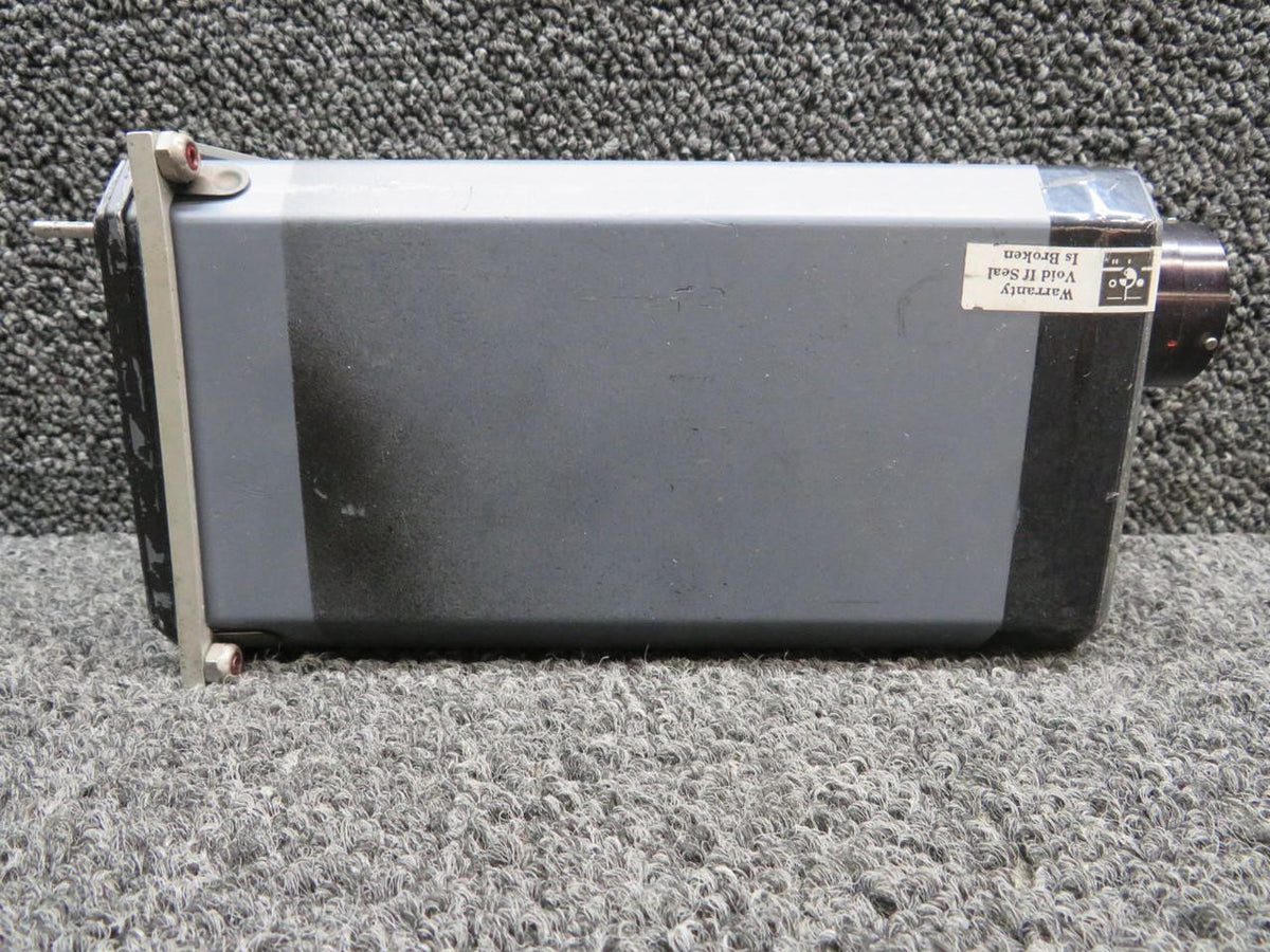 Collins 552-3206-004 Collins 329B-7A Flight Director Indicator (26V) (Missing Knobs)