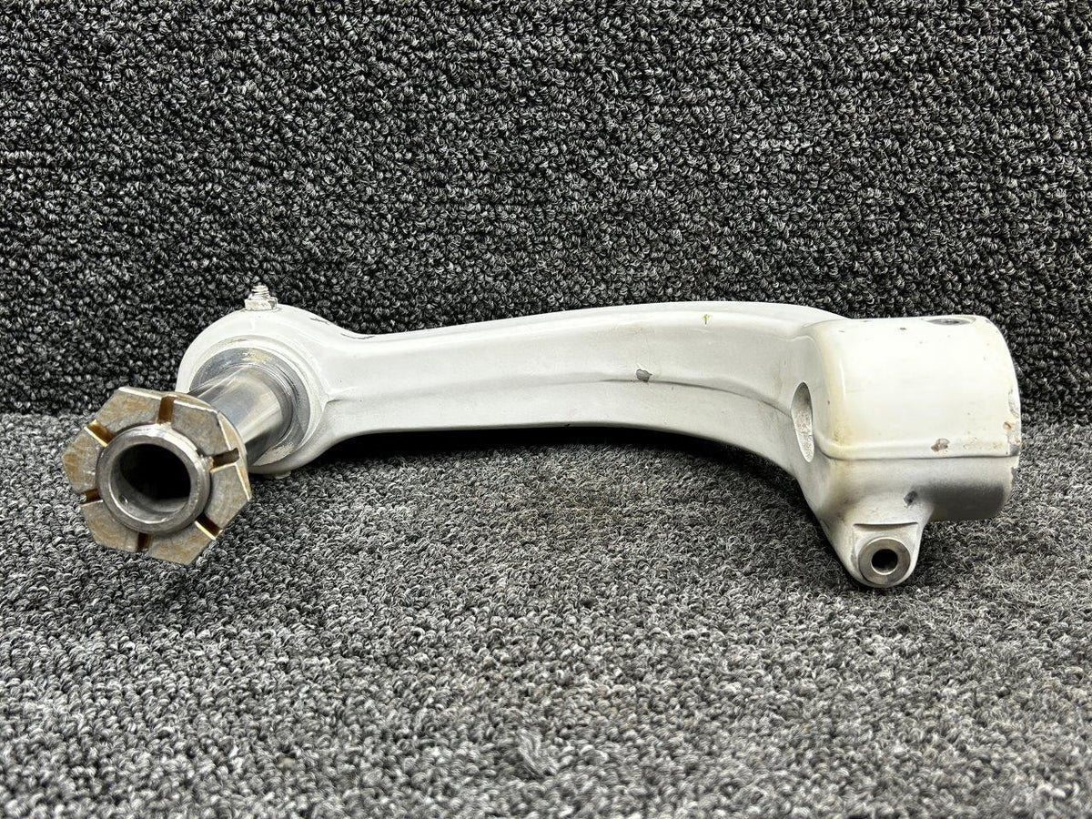Piper Aircraft Parts 67099-004 Piper PA46-600TP Nose Gear Fork