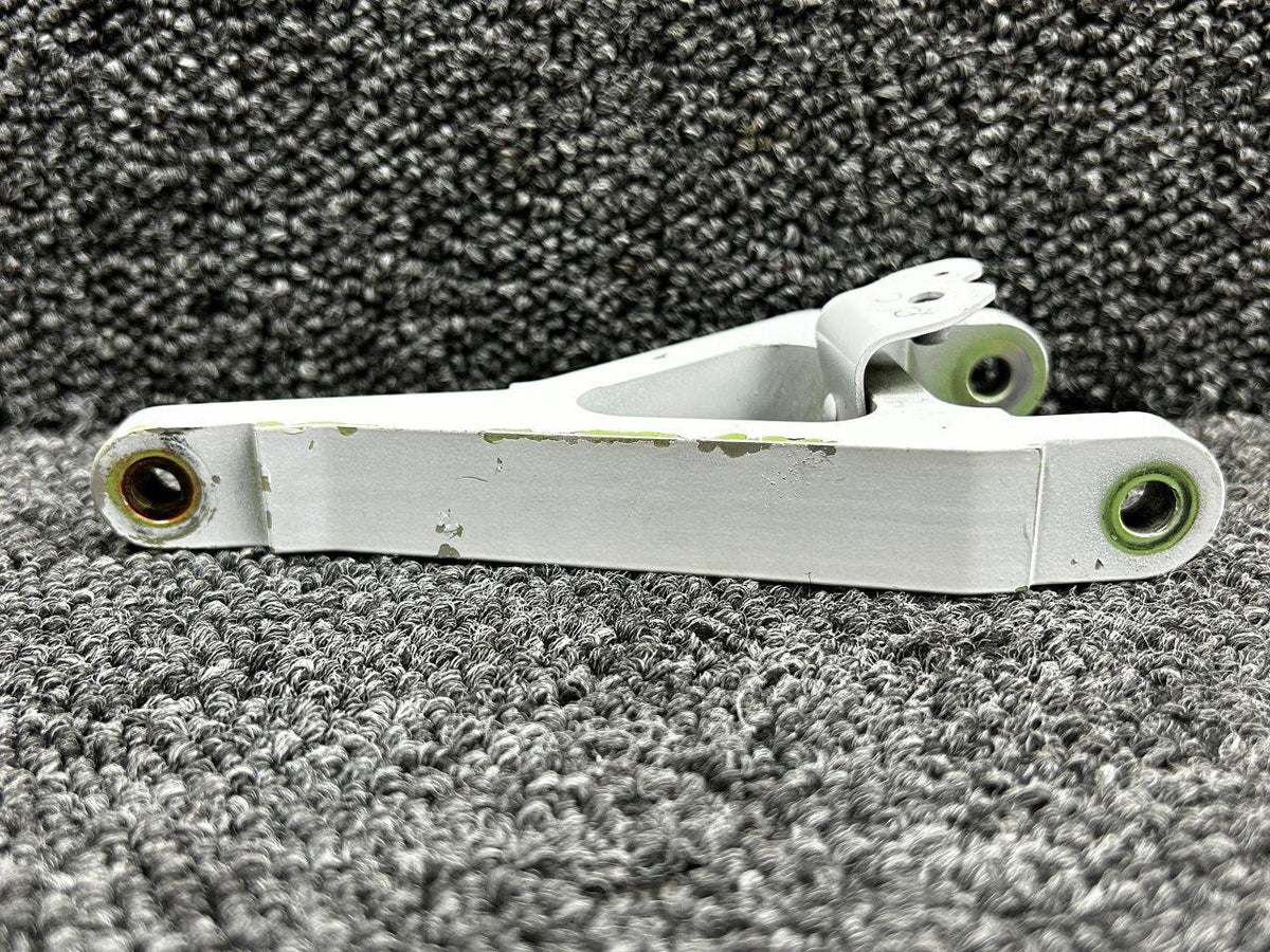 Piper Aircraft Parts 46W32A007-001 Piper PA46-600TP Lower Main Gear Torque Link LH (Damaged)
