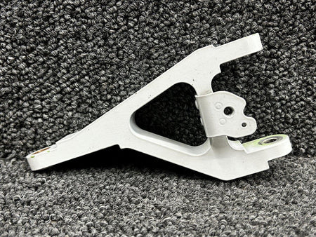 Piper Aircraft Parts 46W32A007-002 Piper PA46-600TP Lower Main Gear Torque Link RH