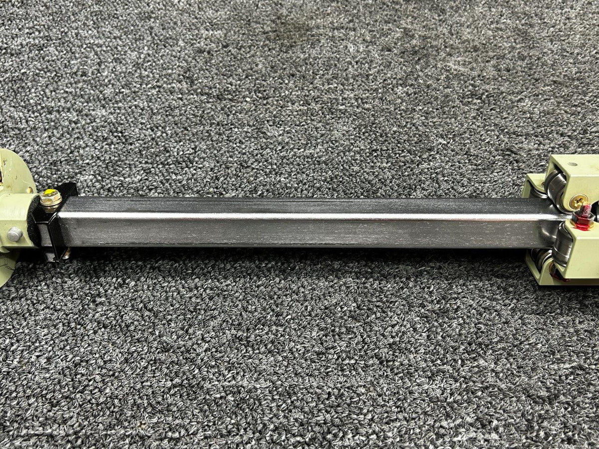 Piper Aircraft Parts 85223-013, 47F400002-003 Piper PA46-600TP Control Column RH with Collar