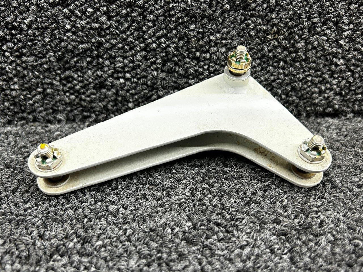 Piper Aircraft Parts 82907-005 Piper PA46-600TP Outboard Flap Bellcrank Assembly LH