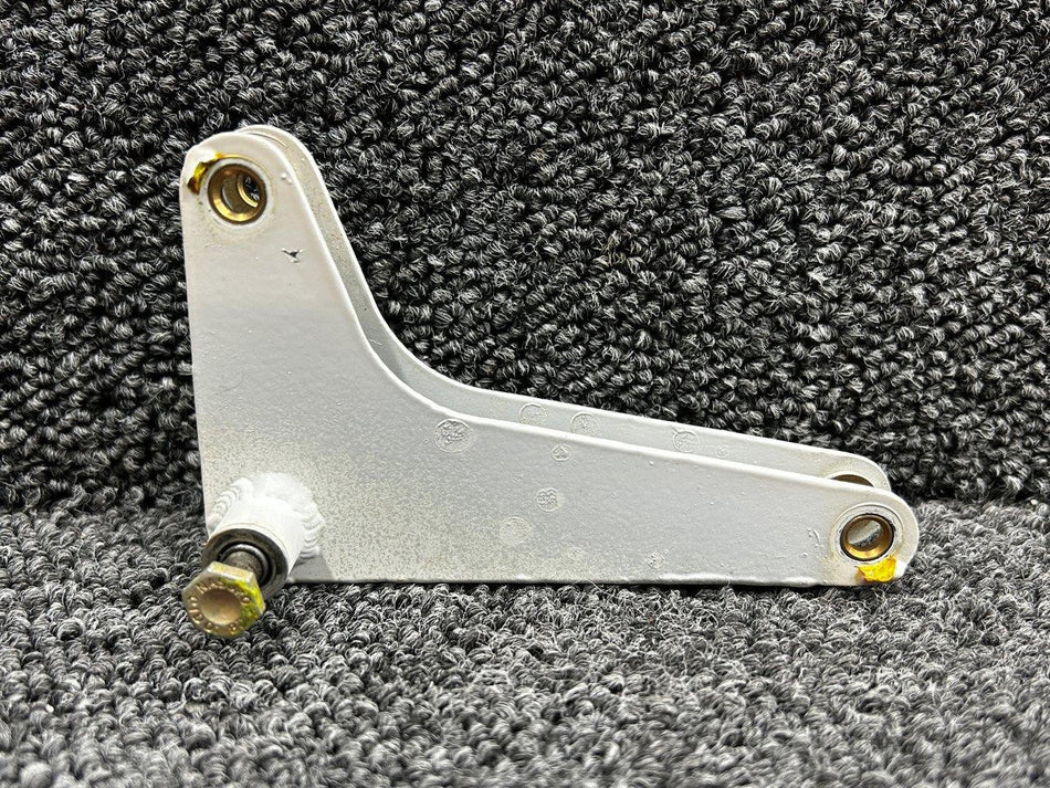 Piper Aircraft Parts 82907-008 Piper PA46-600TP Outboard Flap Bellcrank Assembly RH