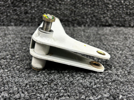Piper Aircraft Parts 82907-008 Piper PA46-600TP Outboard Flap Bellcrank Assembly RH