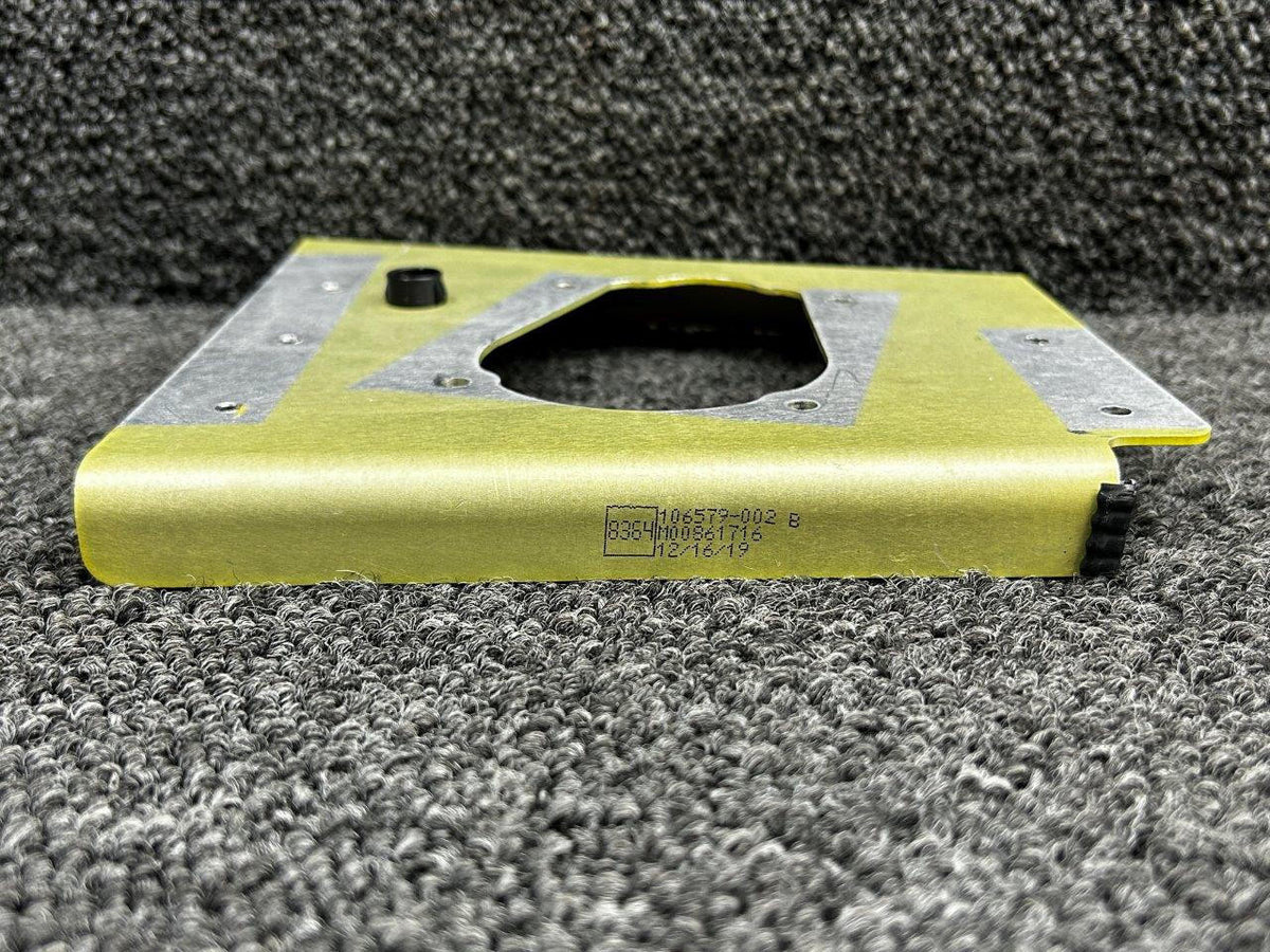 Piper Aircraft Parts 106579-002 Piper PA46-600TP Aft Fuselage Autopilot Bracket