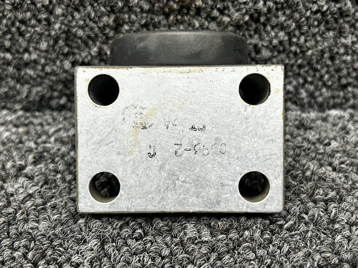 Lycoming Aircraft Engines & Parts C593-3, C653-2 Lycoming IO-540-AE1A5 Forward Engine Mount with Rubber Mount