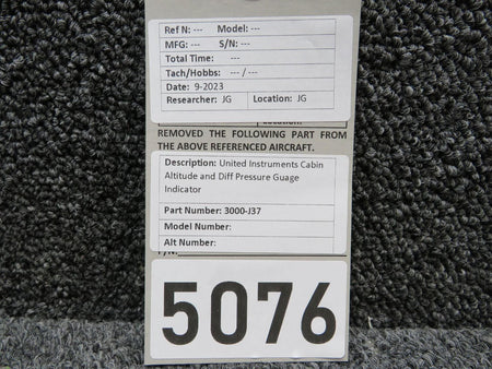 United Instruments 3000-J37 United Instruments Cabin Altitude and Diff Pressure Guage Indicator