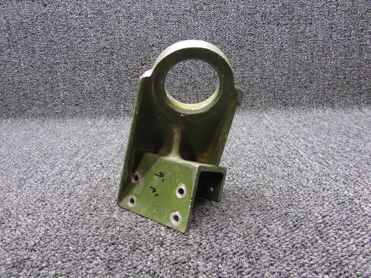 Cessna Aircraft Parts 5054002-5 (Cast: 5054002-483) Cessna 421 Engine Mount Bracket LH