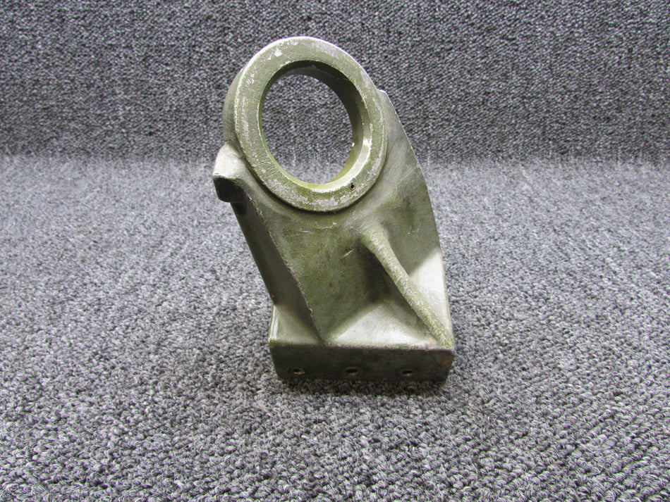Cessna Aircraft Parts 5054002-5 (Cast: 5054002-483) Cessna 421 Engine Mount Bracket LH