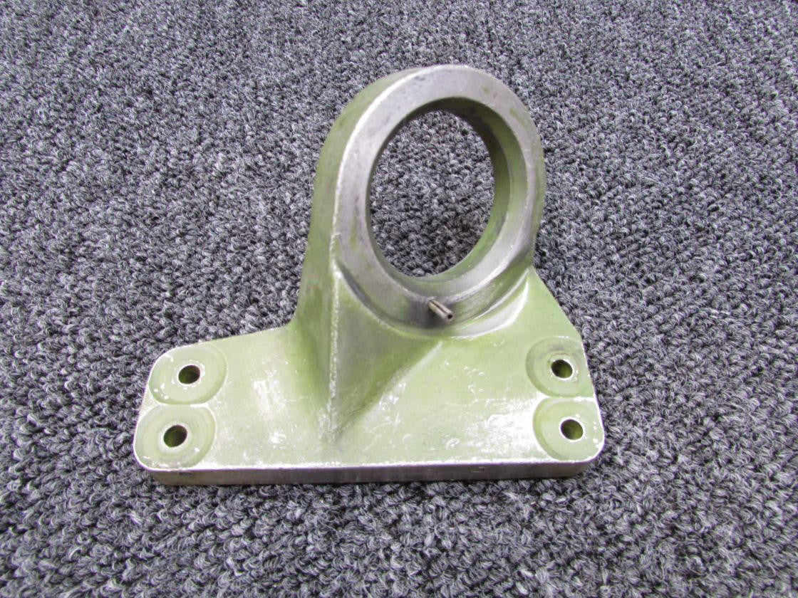 Continental Motors  0851203-12 Continental Fitting Engine Mount Forward RH