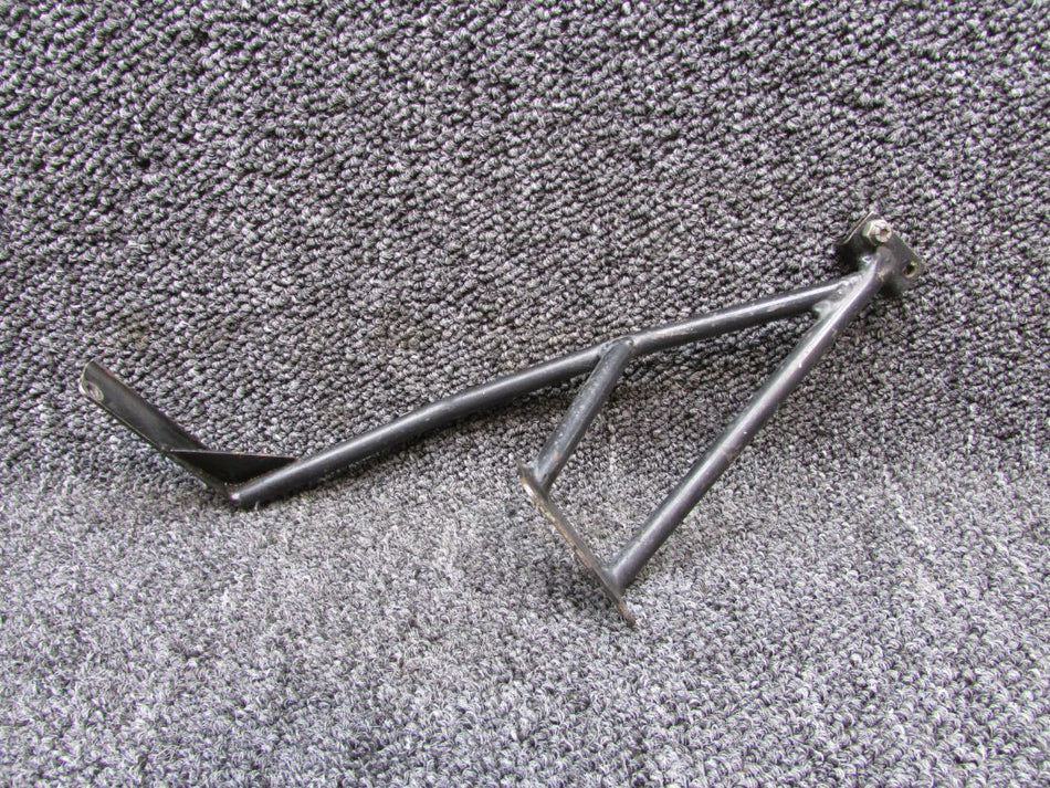 81662-002 Piper PA31T Start-Stop Control Bracket Assembly (Length: 3")