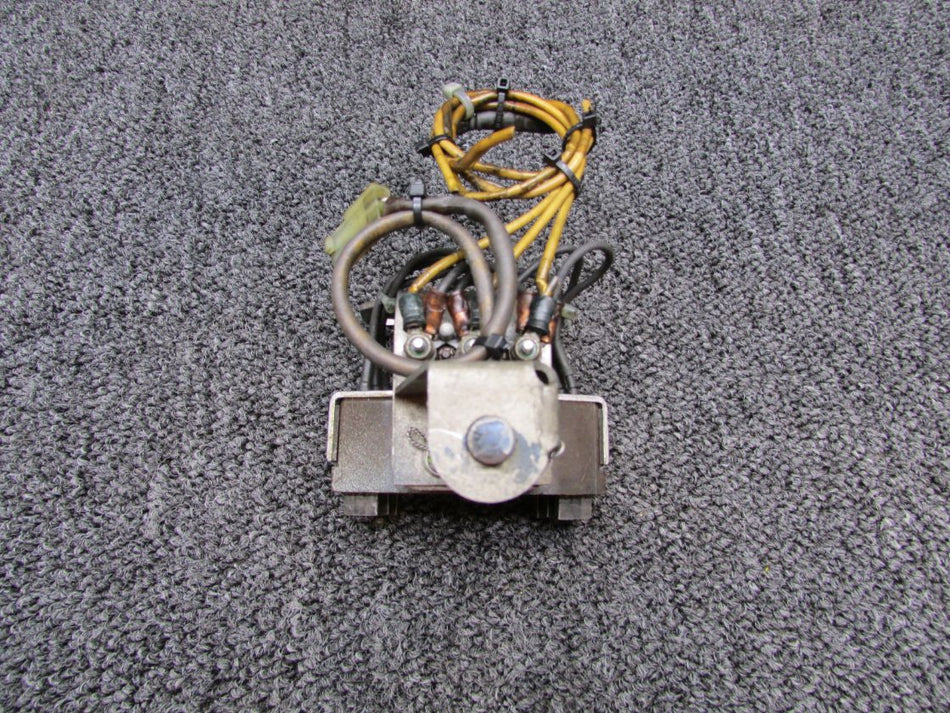758-273, C-40538 Piper Brush Block Assembly with Brackets