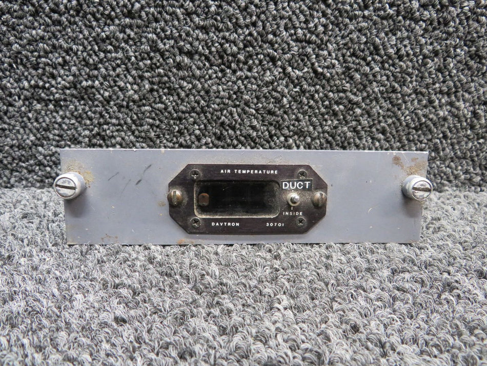 30701 Davtron 307 Air Temperature Indicator with Plate