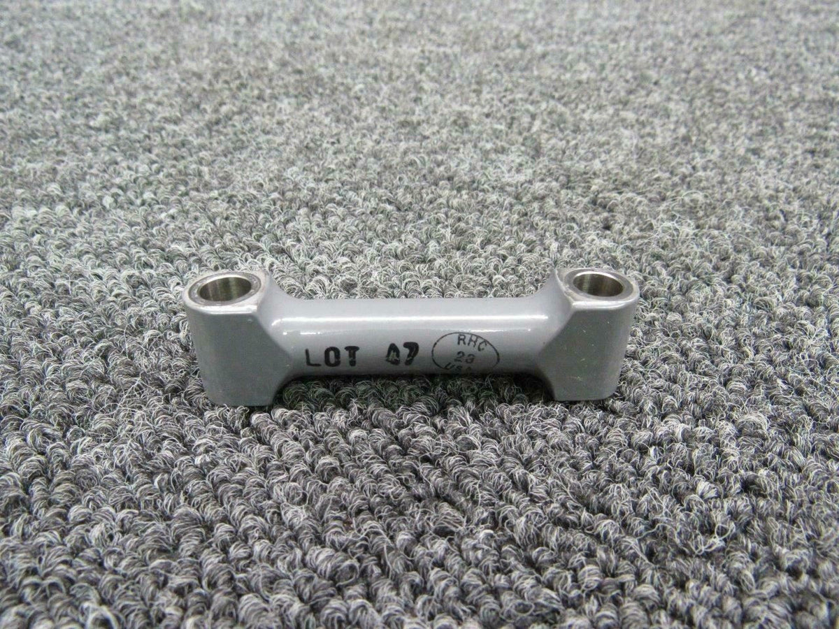 C204-3 Robinson R44 Swashplate Upper Arm 2.87\" BAS Part Sales | Airplane Parts