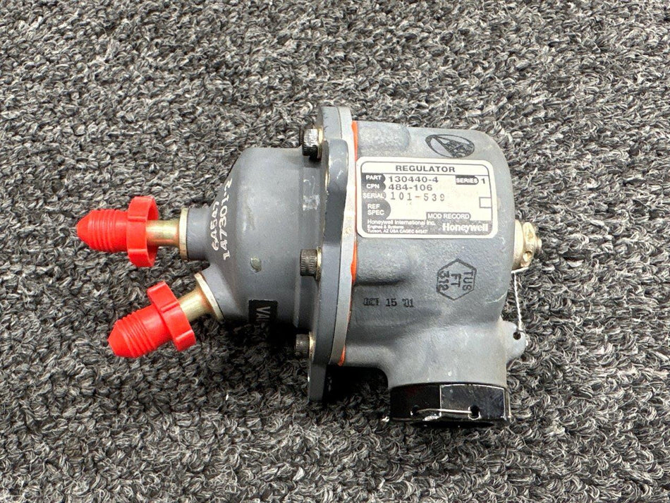 130440-4 (Alt: 484-106) Honeywell Regulator Assembly