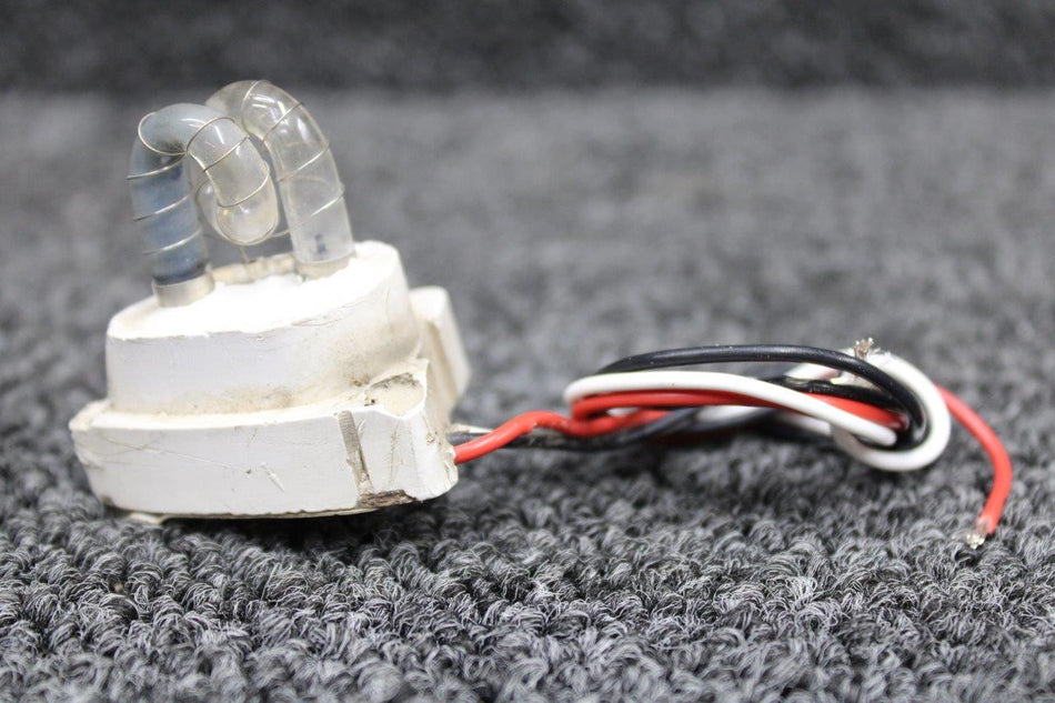 02-0250274-00 Whelen A427 Strobe Light (Burnt Bulb, No Lens)