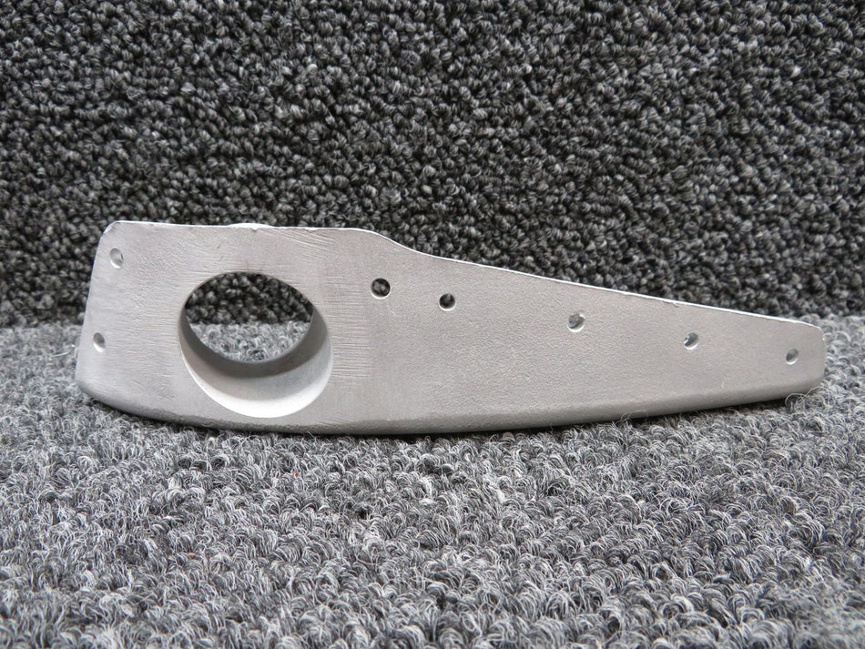 0712305-4AGW (Cast: 0712305-2) Cessna 188 Tail Gear Mount Casting RH