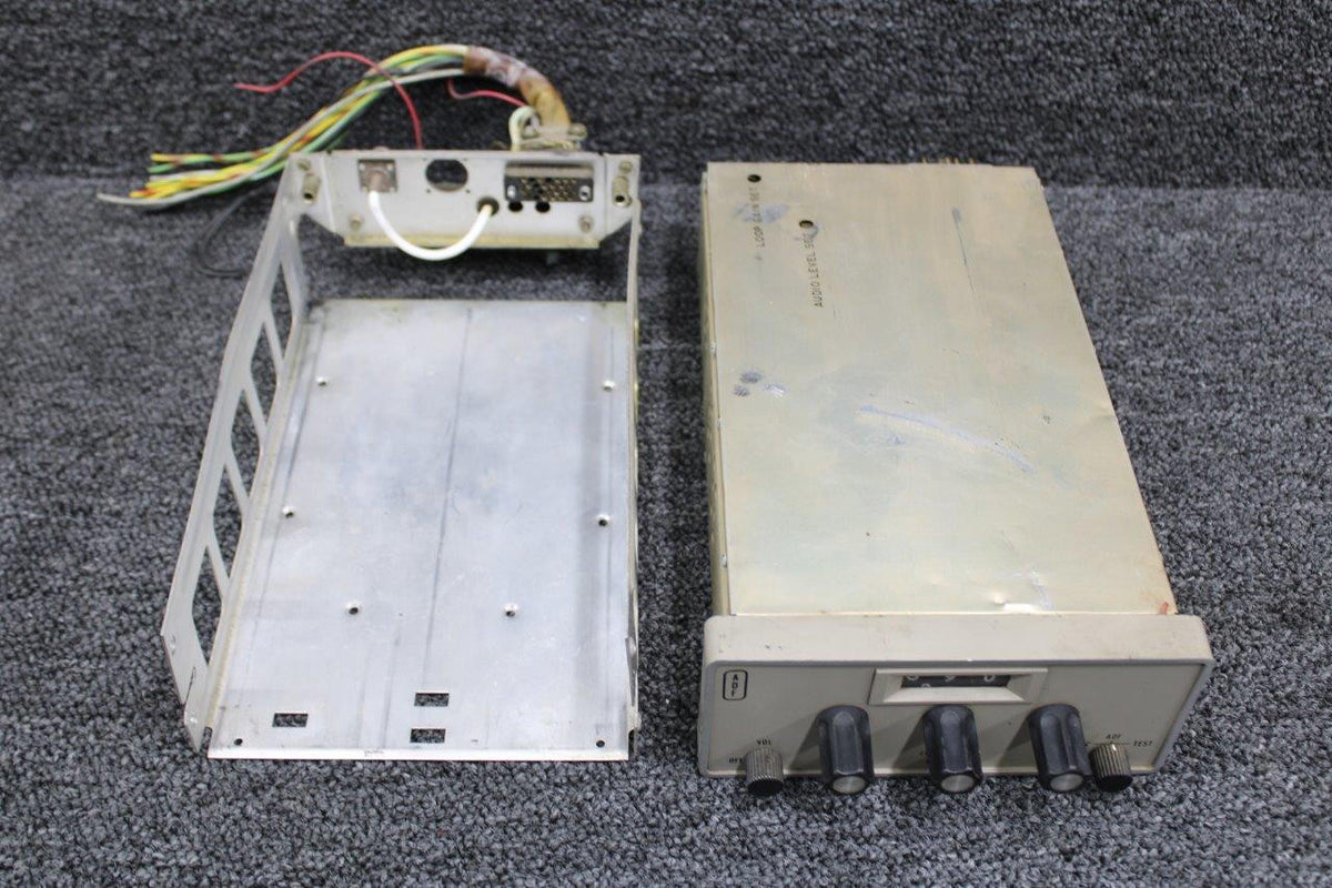 Aircraft Radio Corp  41240-1001 (Alt: CC314A) ARC R-546A ADF Receiver Radio with Tray