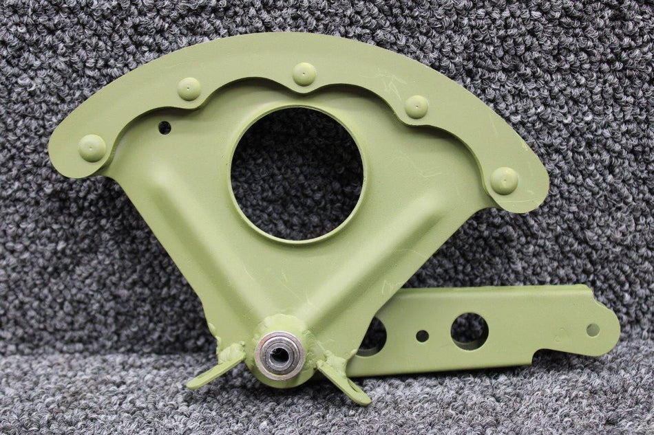 Cessna Aircraft Parts 1462020-27 Cessna T337G Flap Bellcrank Inboard LH (Zinc Chromated)