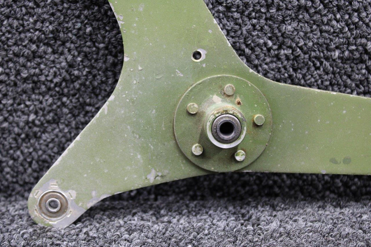 Cessna Aircraft Parts 1562010-2 Cessna T337G Elevator Bellcrank