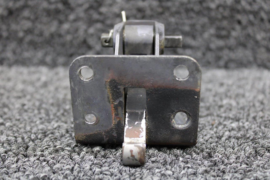 Cessna Aircraft Parts 1511408-37 Cessna T337G Upper Cabin Door Latch Lower Forward with Link and Joint