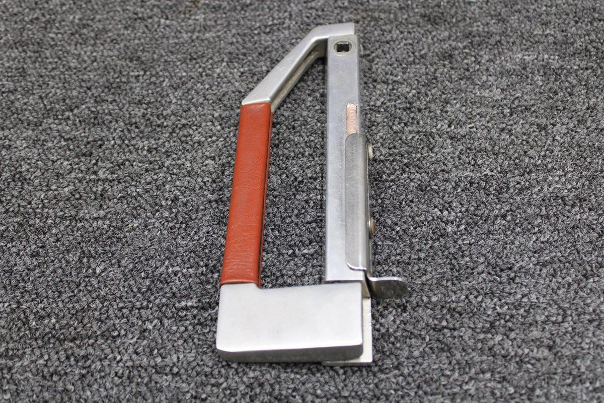 Cessna Aircraft Parts 1517105-20 Cessna T337G Upper Cabin Door Inner Handle (Brown)