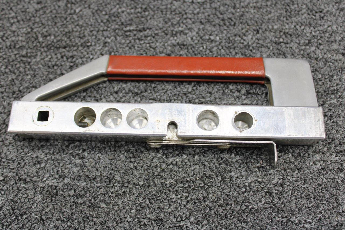Cessna Aircraft Parts 1517105-20 Cessna T337G Upper Cabin Door Inner Handle (Brown)