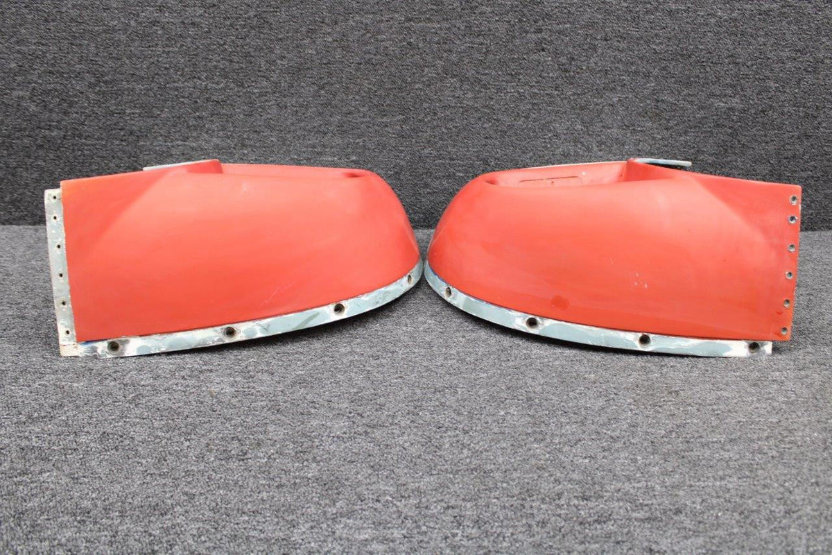 Cessna Aircraft Parts 1552170-1, 1552170-2 Cessna T337G Forward Engine Nose Cap Set LH and RH
