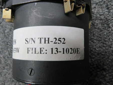 Edo-Aire 96-384069-1 (Alt: IU028-204-8) Edo-Aire Dual Fuel Flow Indicator (0-24 GPH)