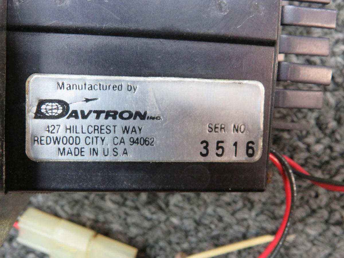 Davtron M301F Davtron Outside Air Temperature Indicator (Volts: 12) (Core)