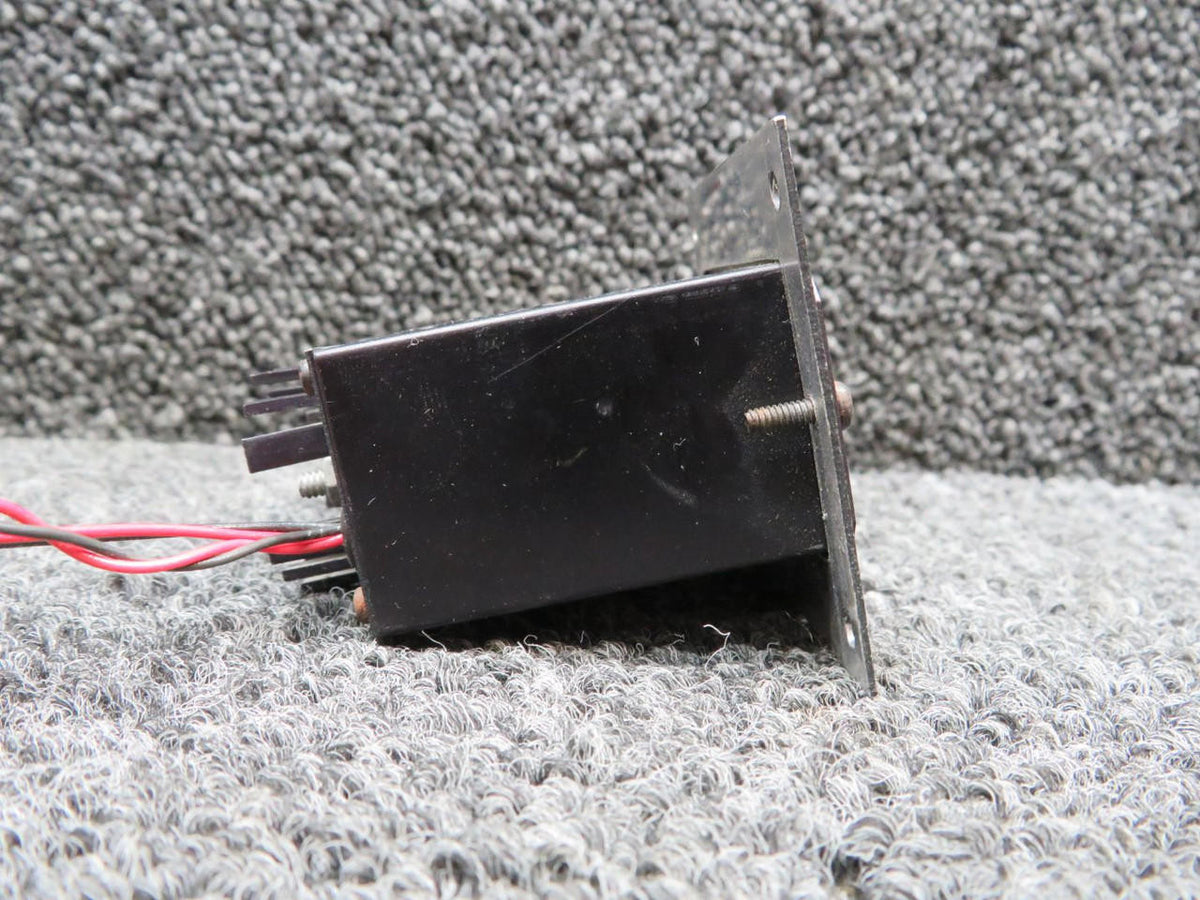 Davtron M301F Davtron Outside Air Temperature Indicator (Volts: 12) (Core)