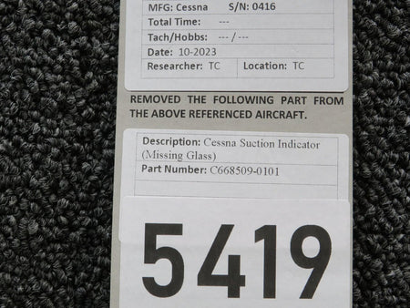 Cessna Aircraft Parts C668509-0101 Cessna Suction Indicator (Missing Glass)